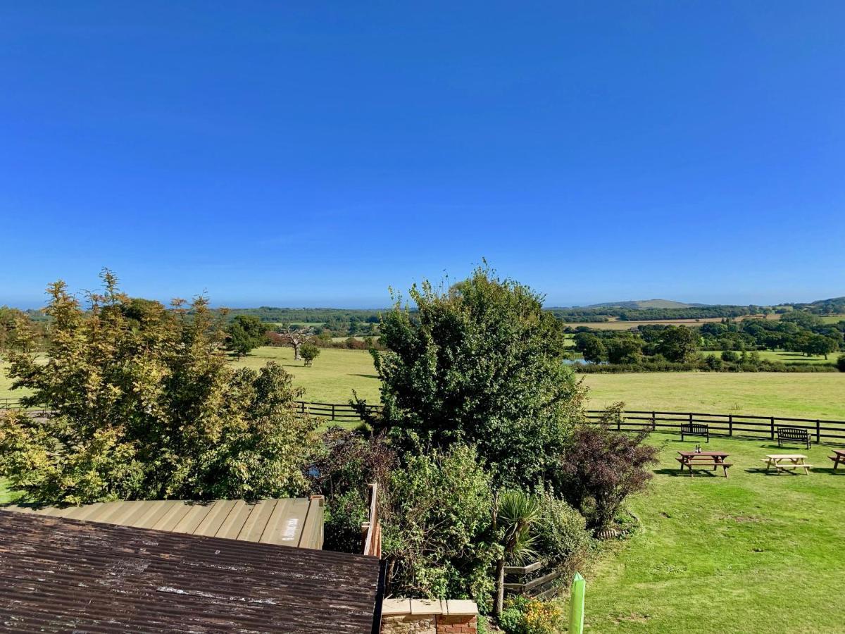Little Upton Farm Cottages 赖德 外观 照片