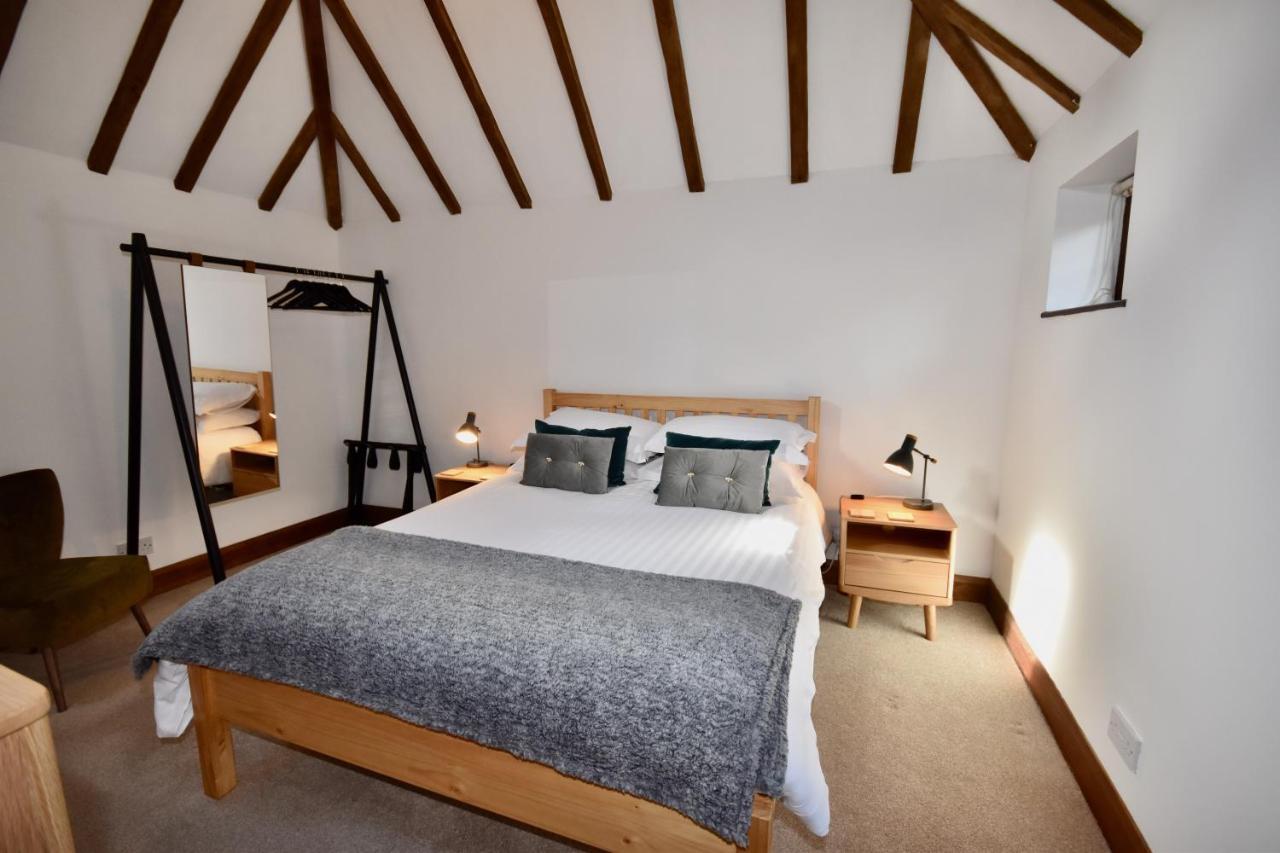 Little Upton Farm Cottages 赖德 外观 照片