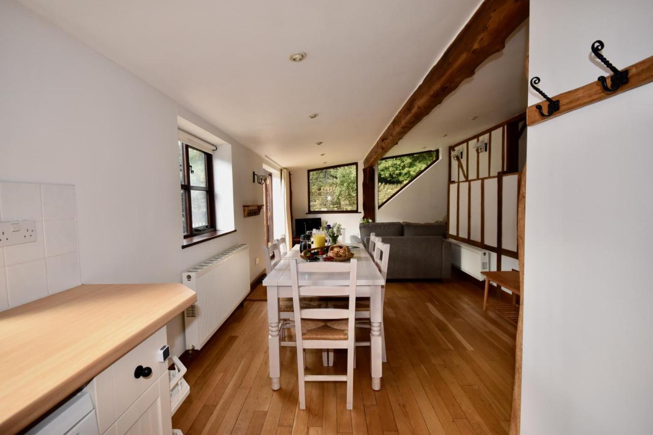 Little Upton Farm Cottages 赖德 外观 照片
